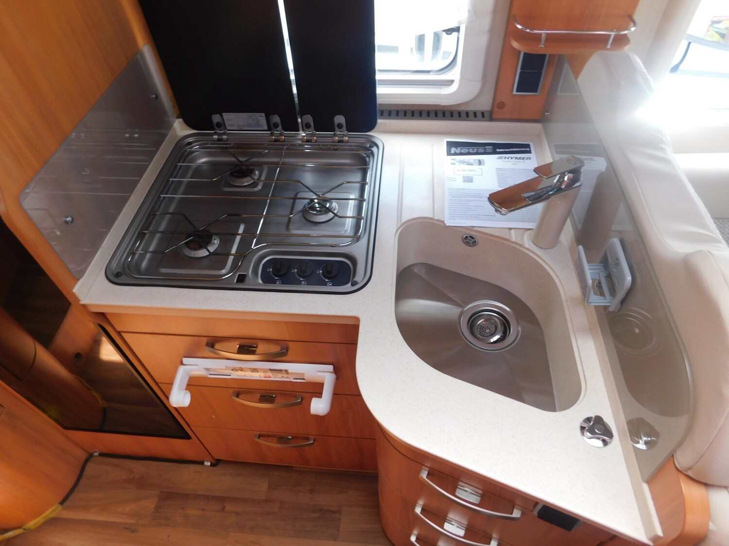 Hymer Tramp SL 568 SatAnlage+Panodach+Markise+GFK-Dach - Bild 9