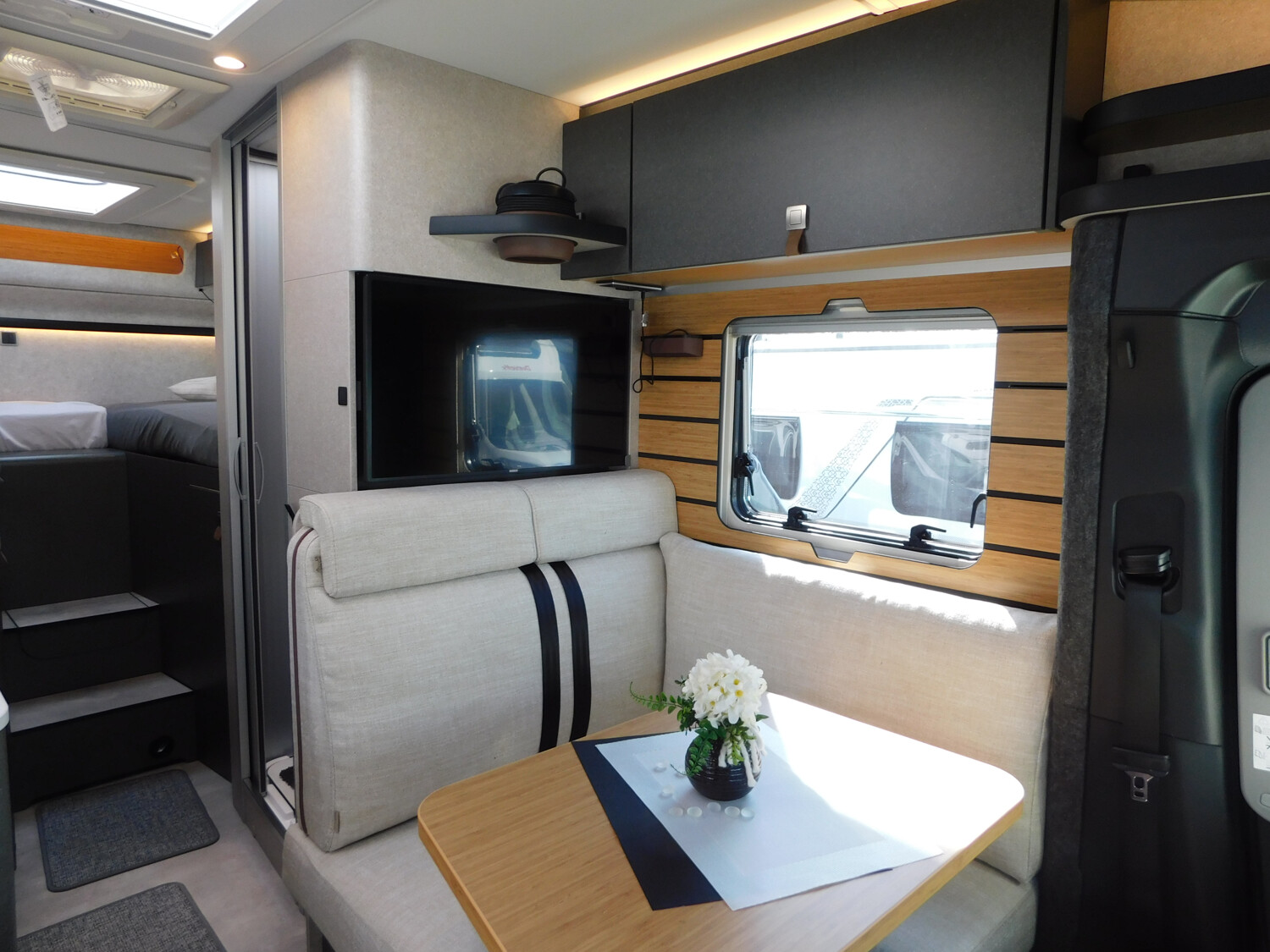 Hymer ML-T CrossOver 570 18-Zoll-Deltas,Winterpaket,TV - Bild 12