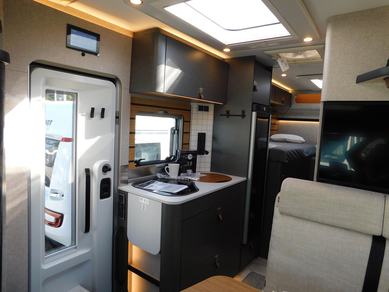 Hymer ML-T CrossOver 570 18-Zoll-Deltas,Winterpaket,TV - Bild 13