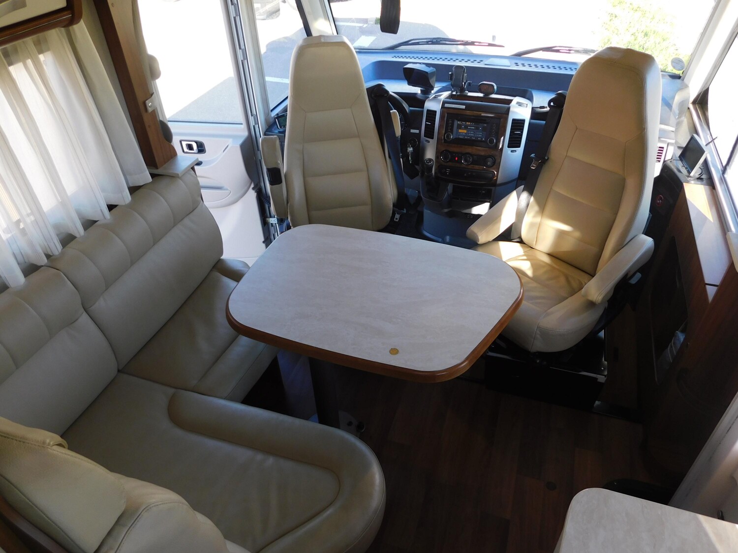 Hymer ML-I 580 hydr. Stützen, SAT+TV - Bild 14