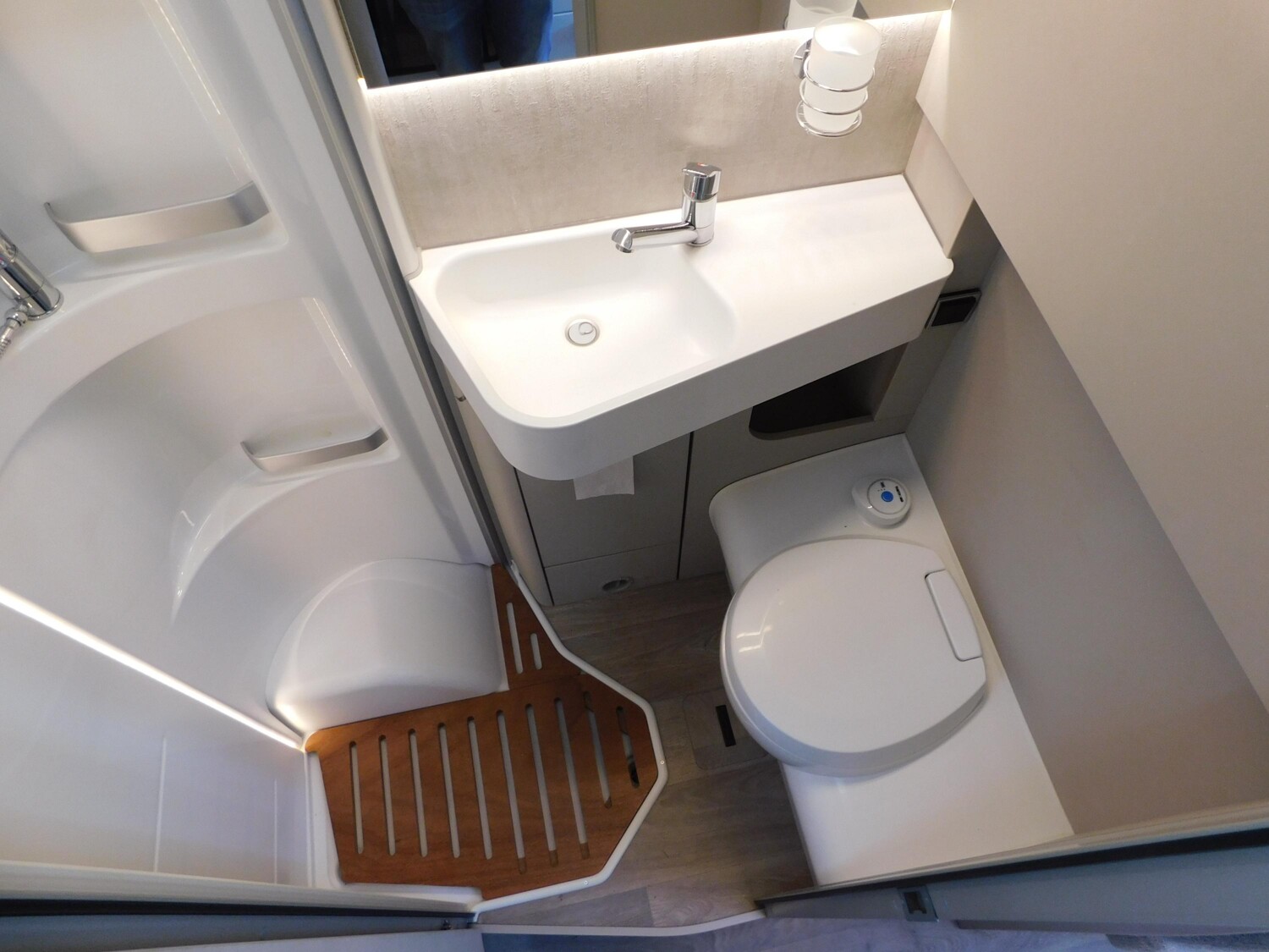 Hymer Exsis-t Original 580 9G-Autom, Klima, TV+SAT - Bild 22