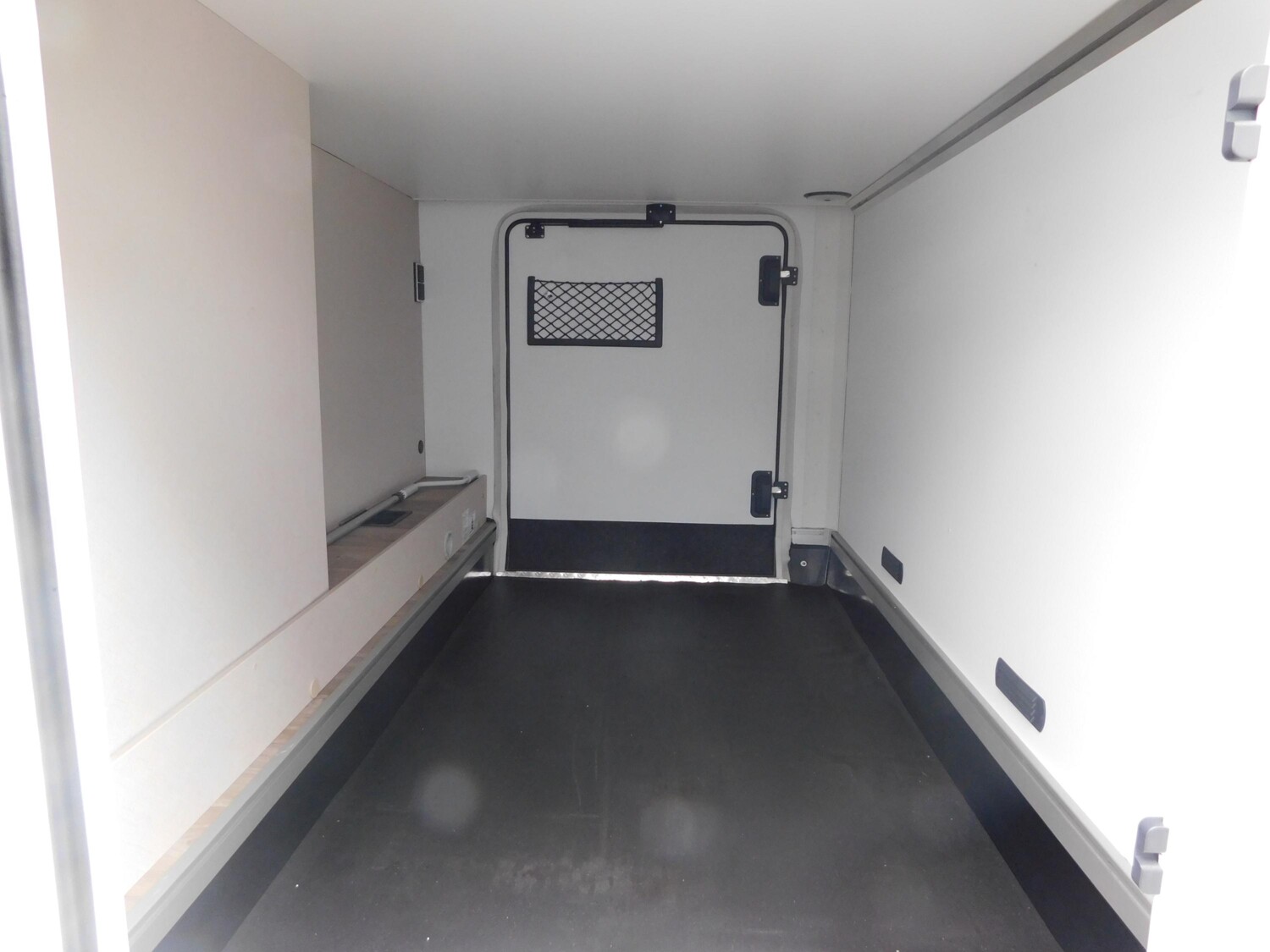 Hymer Exsis-t Pure 580 Wechselrichter + 200Ah Lithium - Bild 8