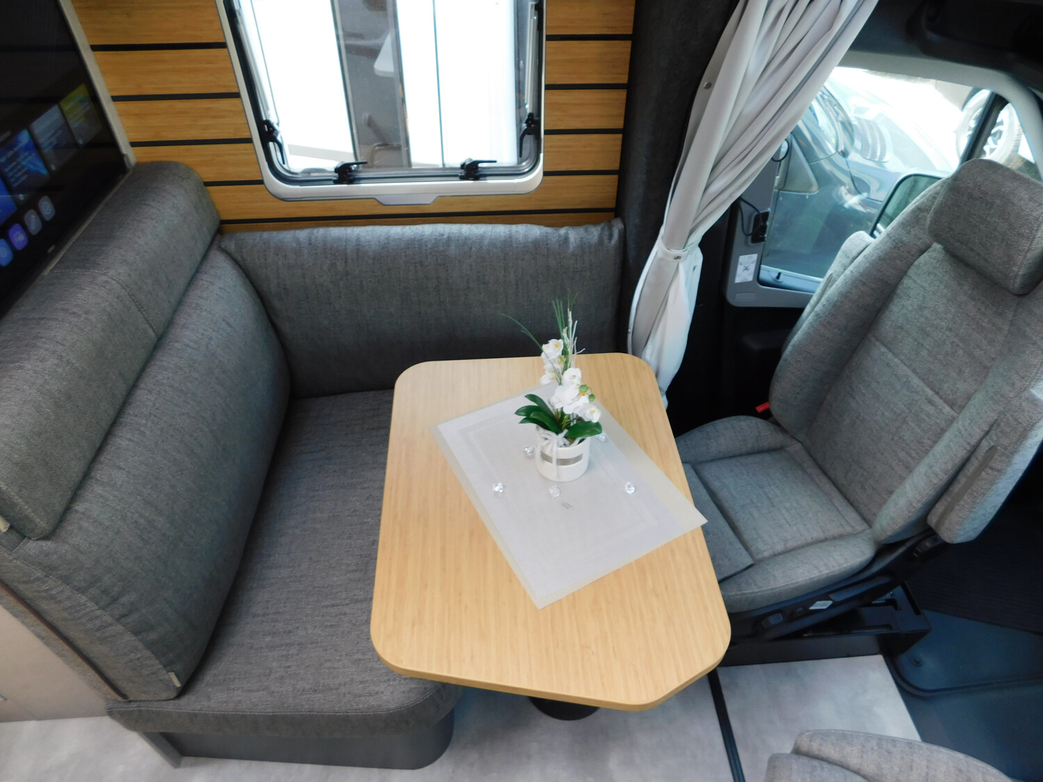 Hymer ML-T 580 Arktis-Paket, Dachklima, 2xTV, GFK-Dach - Bild 14