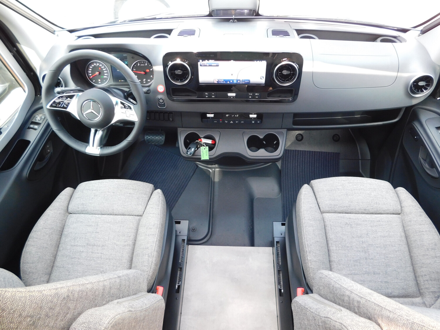 Hymer ML-T 580 Arktis-Paket, Dachklima, 2xTV, GFK-Dach - Bild 8