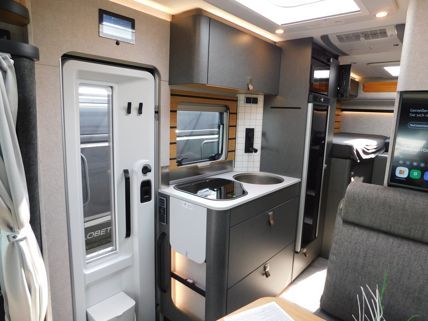 Hymer ML-T 580 Arktis-Paket, Dachklima, 2xTV, GFK-Dach - Bild 11