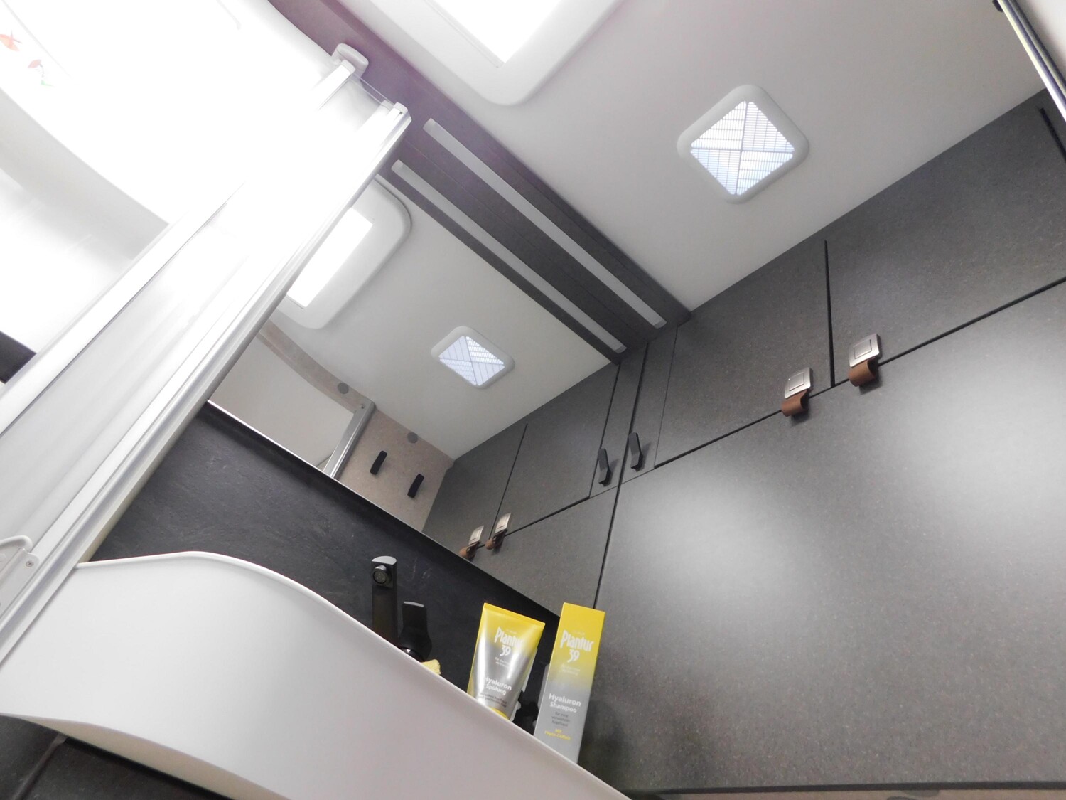 Hymer ML-T 580 Backofen+2.TV+Autarkiepkt-XL+Winterpkt - Bild 14