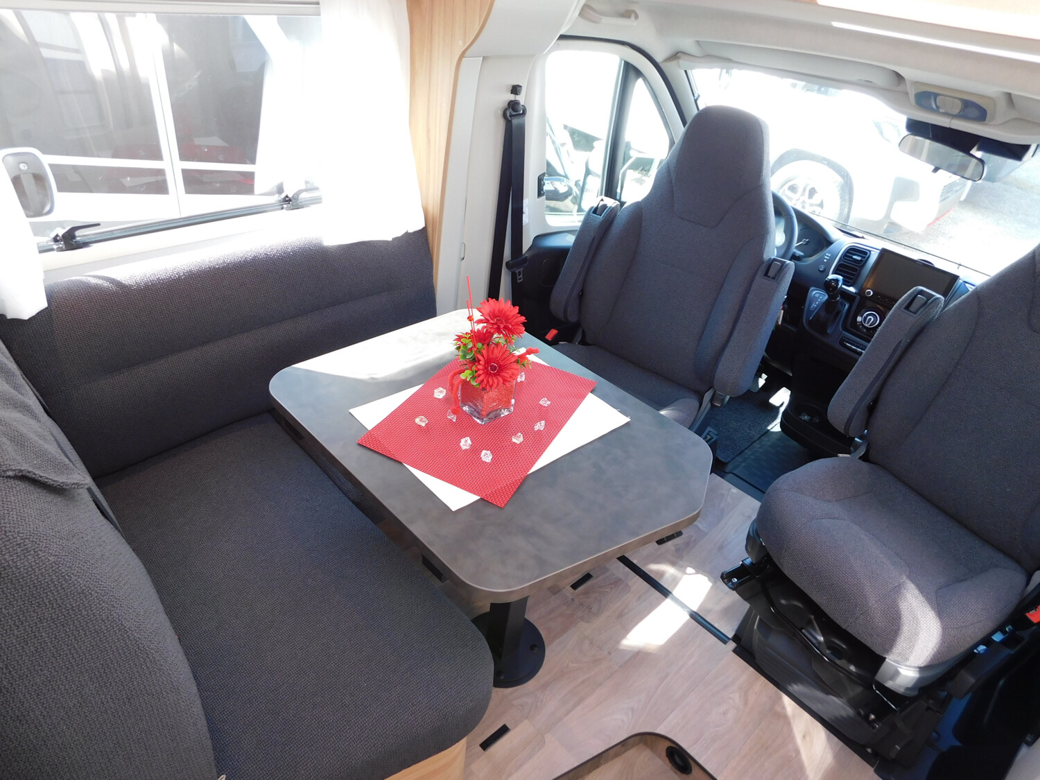 Hymer Exsis-t Pure 580 ACC, Automatik, Fußbodenheizung - Bild 13