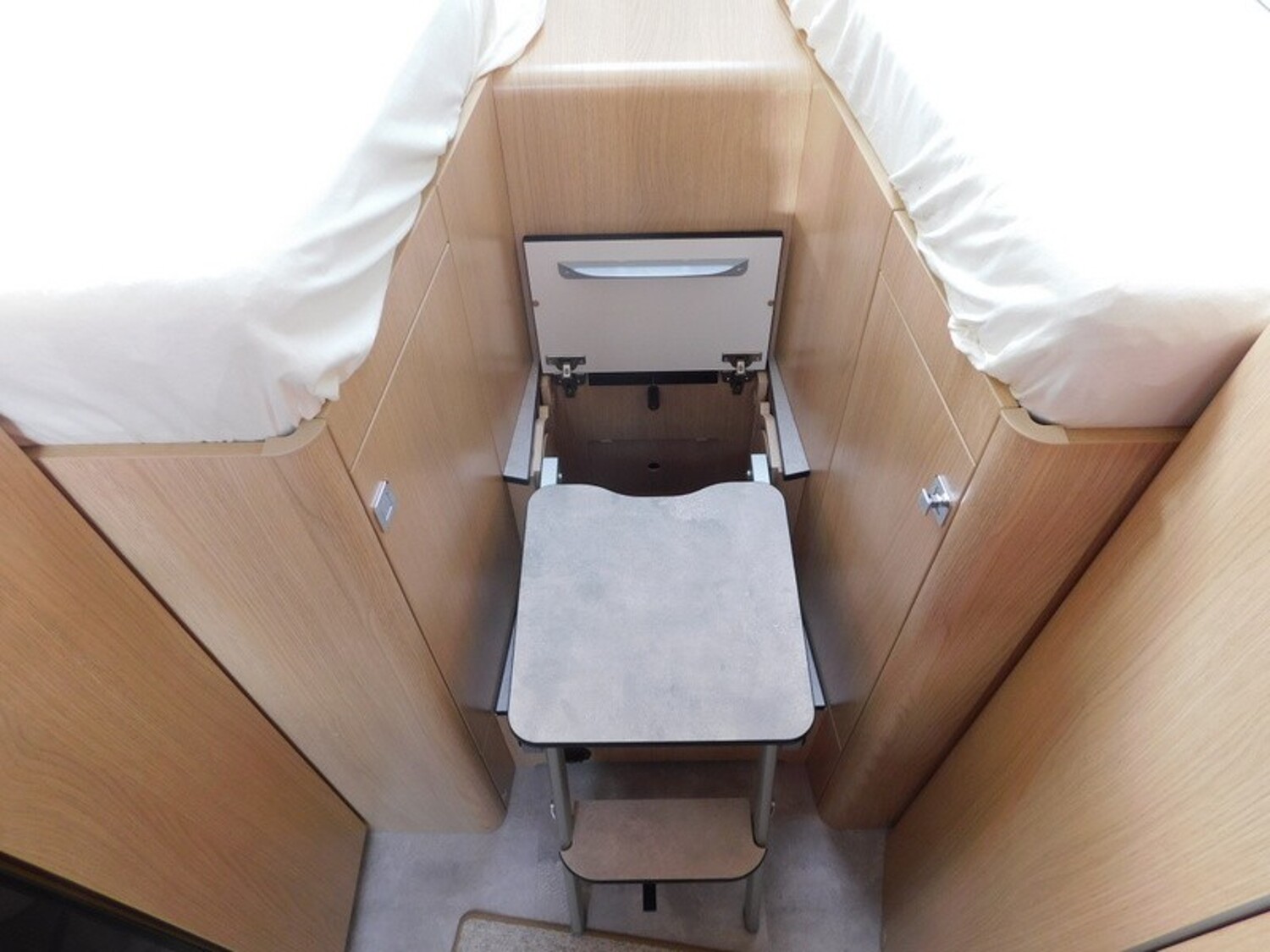 Hymer B-Klasse MC T BlackLine 580 Verfügbar ab November 2026 - Bild 16