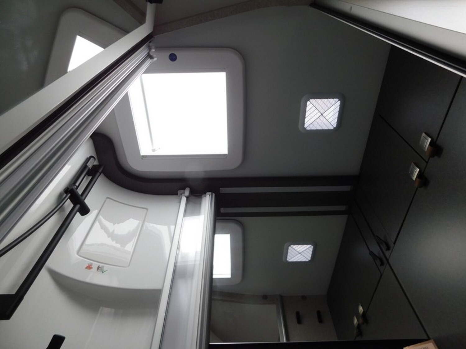 Hymer ML-T CrossTrail 580 Winterpaket, Leder Tallinn - Bild 13