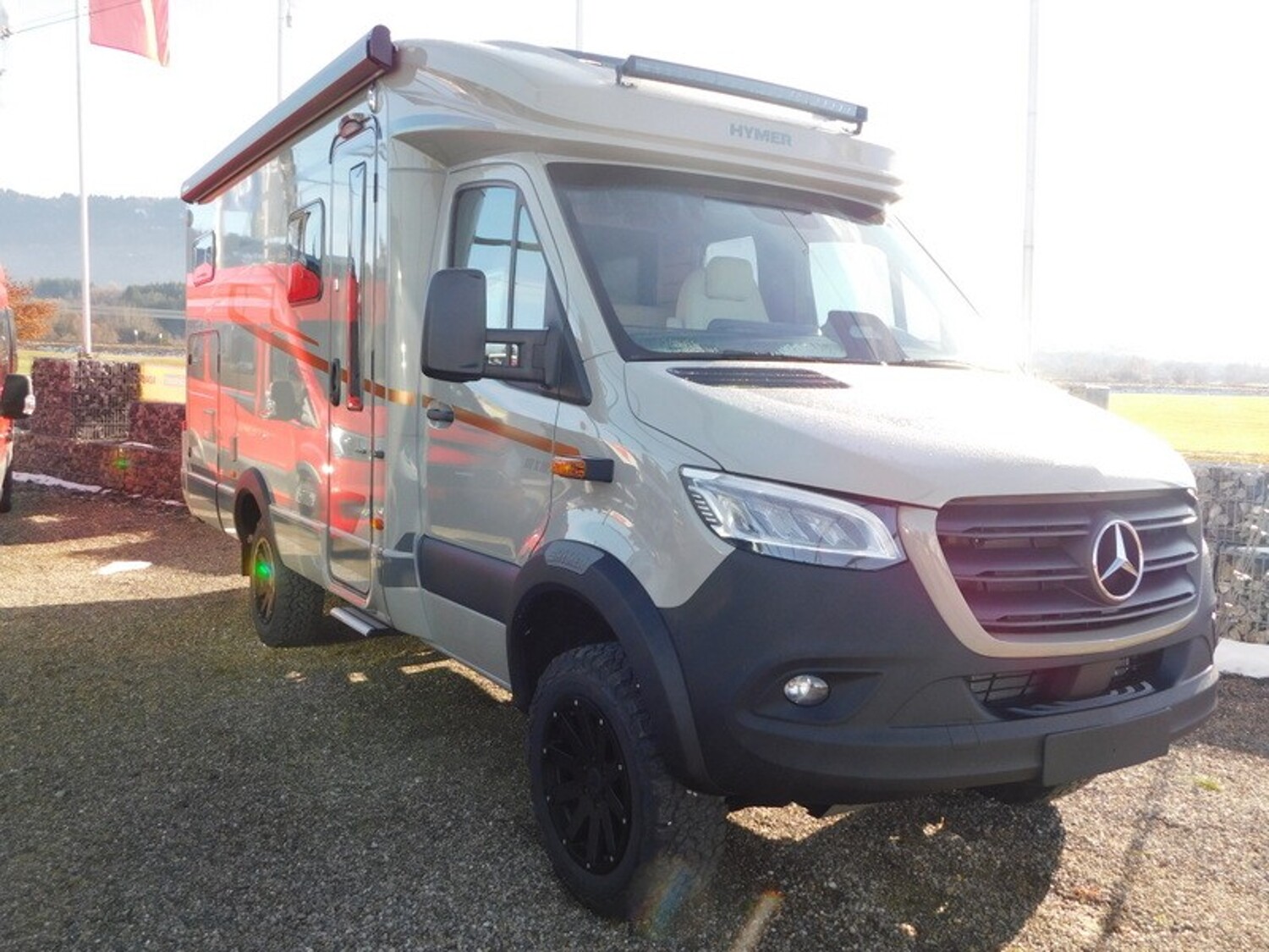 Hymer ML-T CrossTrail 580 mit XXL-Bett + Backofen - Bild 2