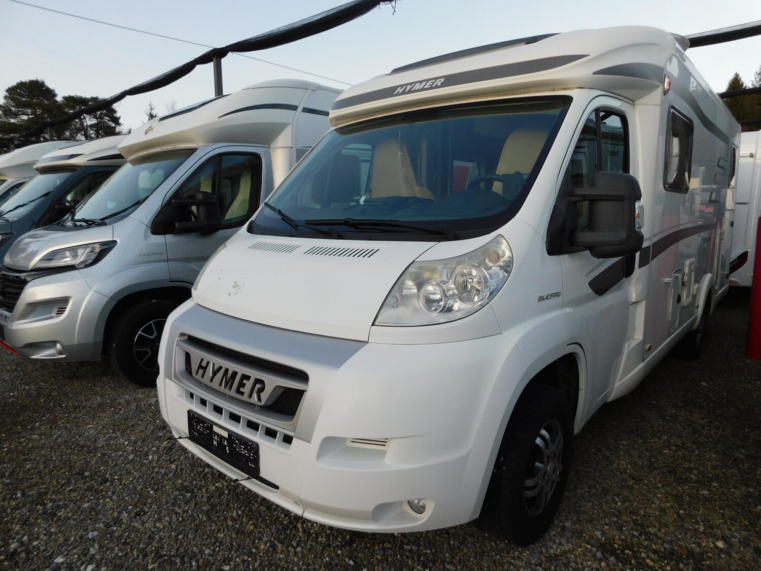 Hymer Exsis-t 588 Luftfeder, Hytraulikstützen, 3xSolar - Bild 2