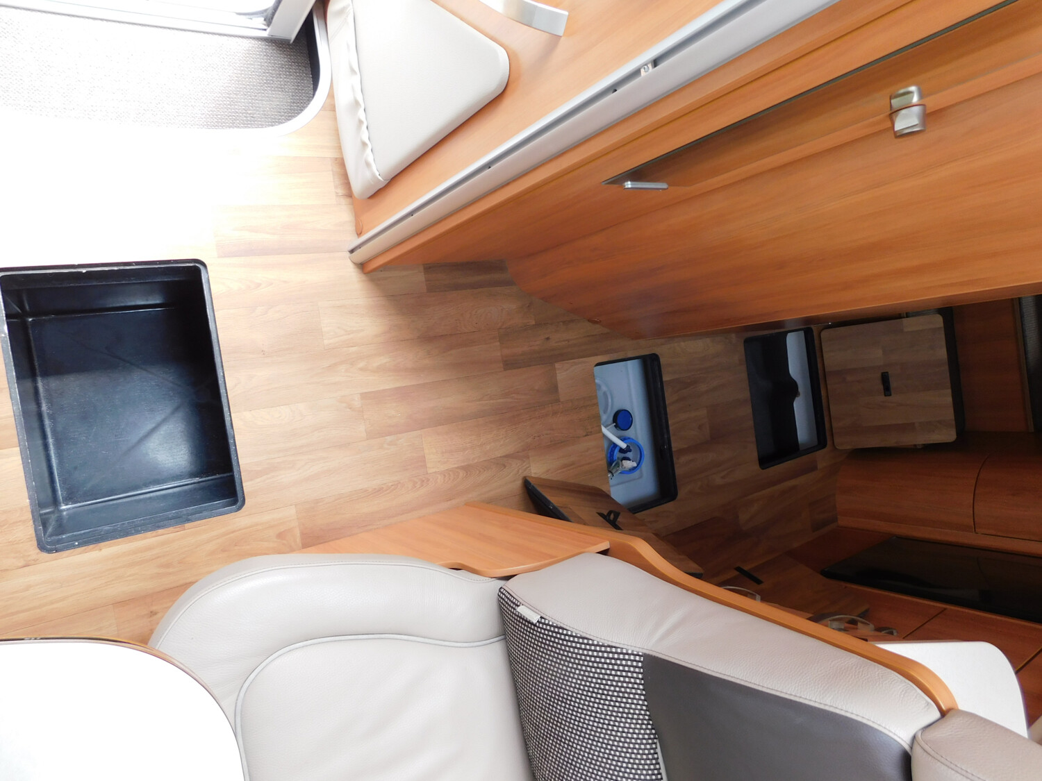 Hymer Tramp SL 588 Hydraulikstützen,SAT+TV,Doppelboden - Bild 20