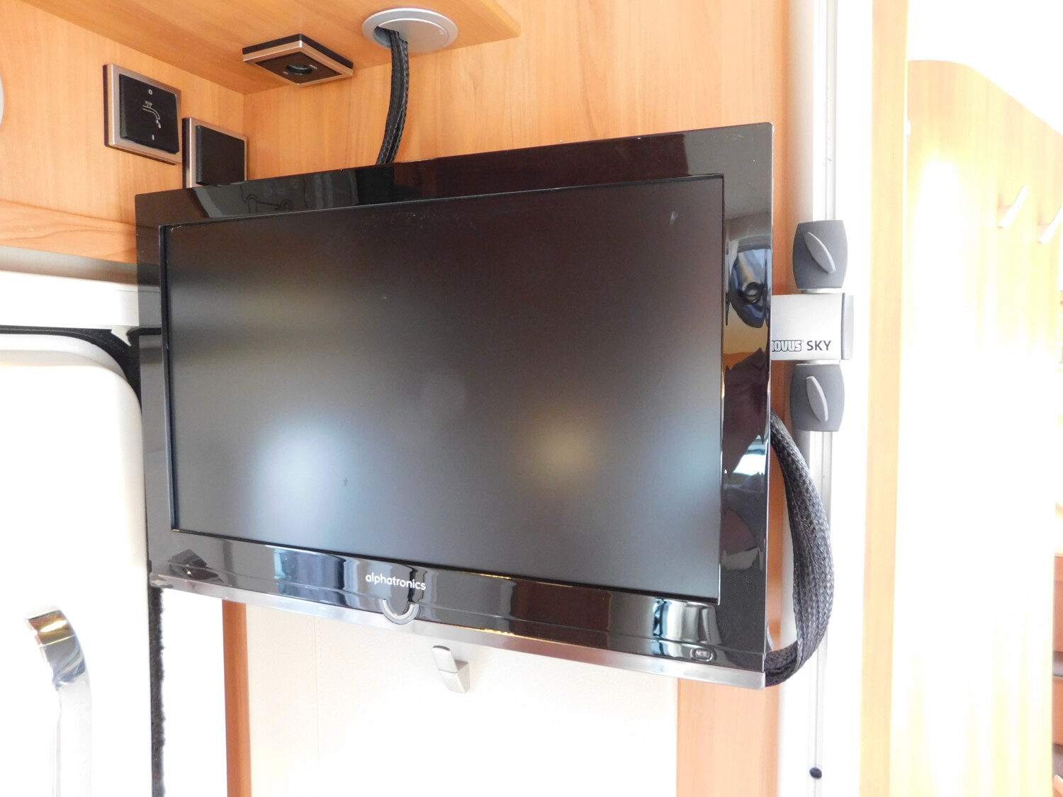 Hymer Tramp SL 588 Hydraulikstützen,SAT+TV,Doppelboden - Bild 21