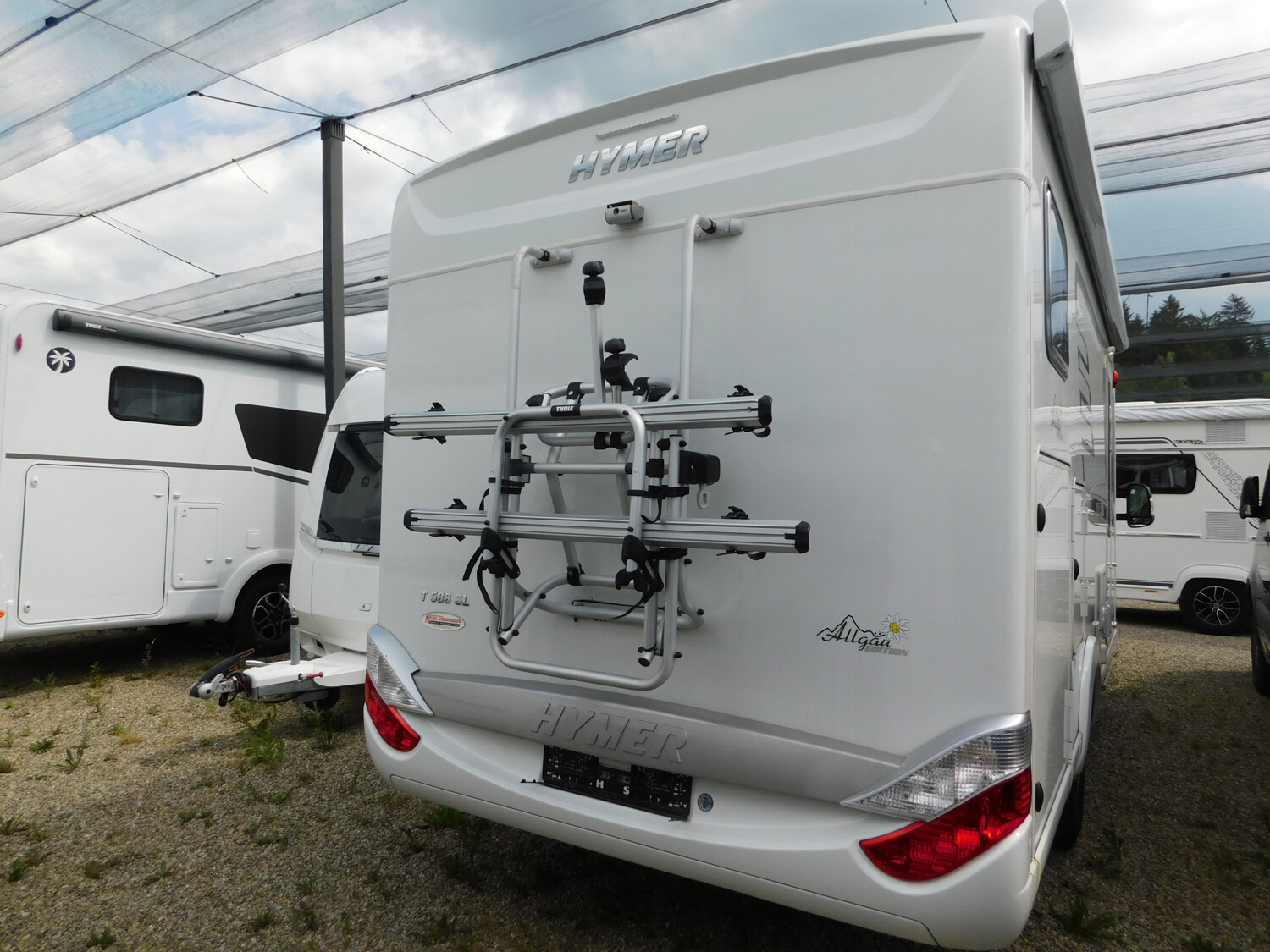 Hymer Tramp SL 588 Hydraulikstützen,SAT+TV,Doppelboden - Bild 3