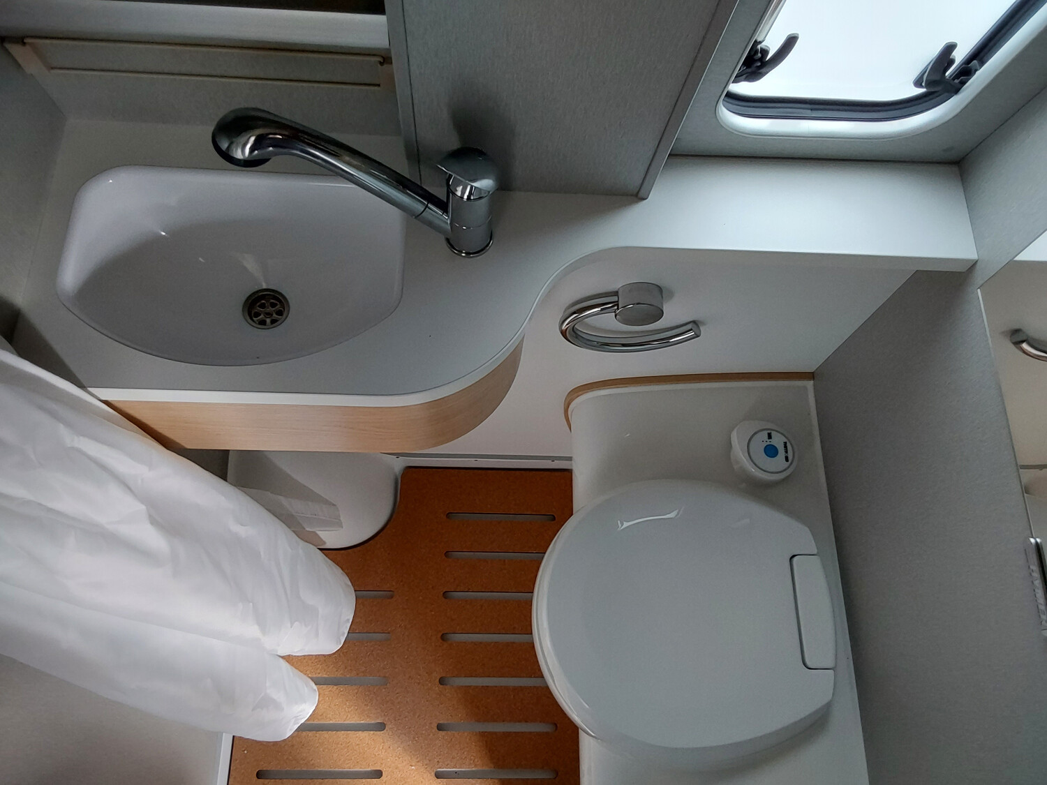 Hymer Free S 600 Dieselheizung - Bild 14