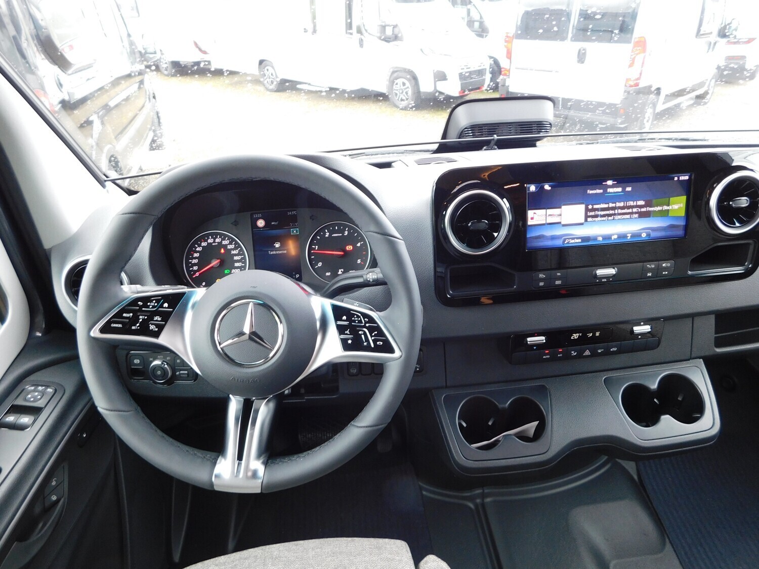 Hymer Grand Canyon S Xperience 600 - Bild 7