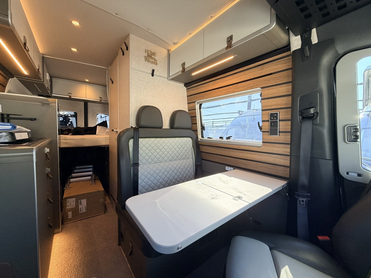 Hymer Grand Canyon S CrossOver 600 Seilwinde, Stützen - Bild 9