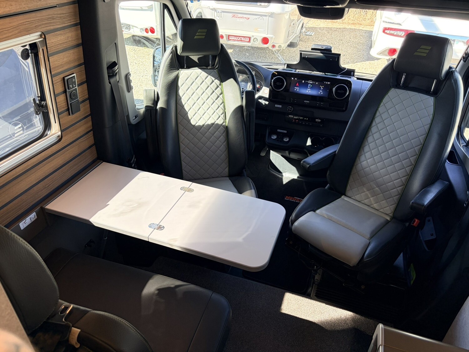 Hymer Grand Canyon S CrossOver 600 Seilwinde, Stützen - Bild 8