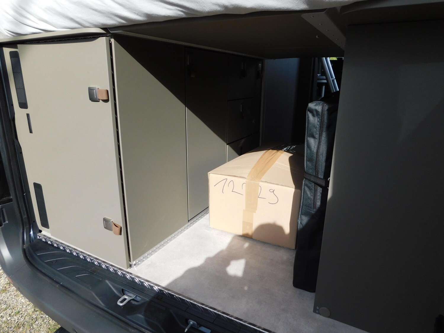 Hymer Grand Canyon S CrossOver 600 Winterpaket + Leder - Bild 15
