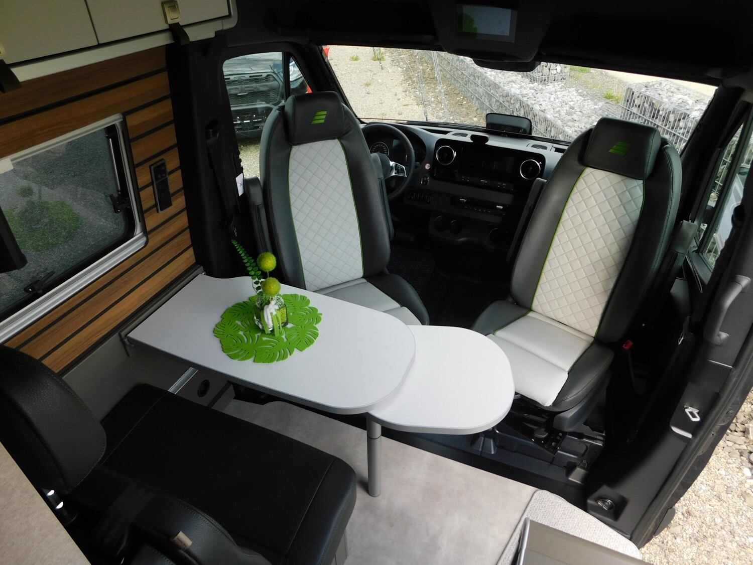 Hymer Grand Canyon S CrossOver 600 Winterpaket + Leder - Bild 8