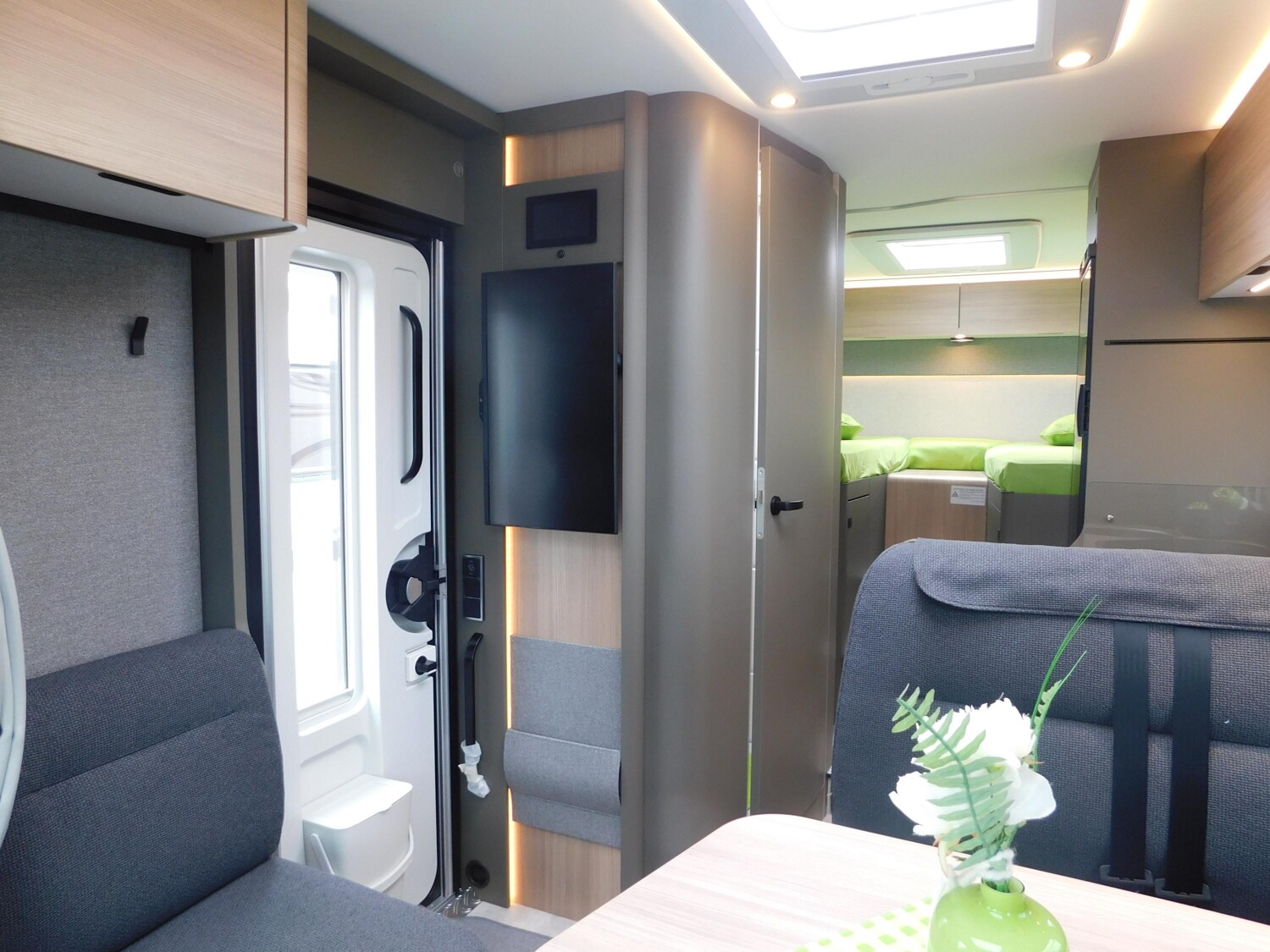 Hymer GT-S 600 370Kg Rest-Zuladung bei 3,5T !!! - Bild 9