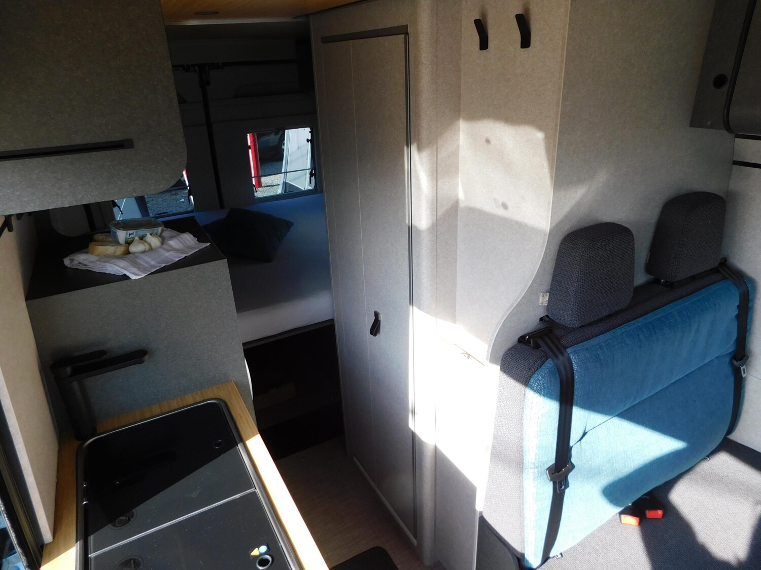 Hymer Redwood 600 Automatik, Combi 6DE, Navi+Kamera - Bild 11