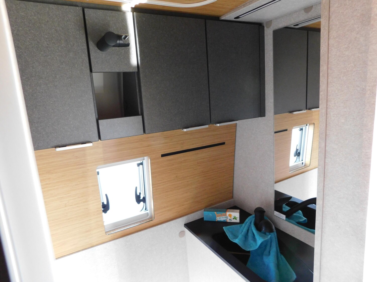 Hymer Redwood 600 Automatik, Combi 6DE, Navi+Kamera - Bild 13