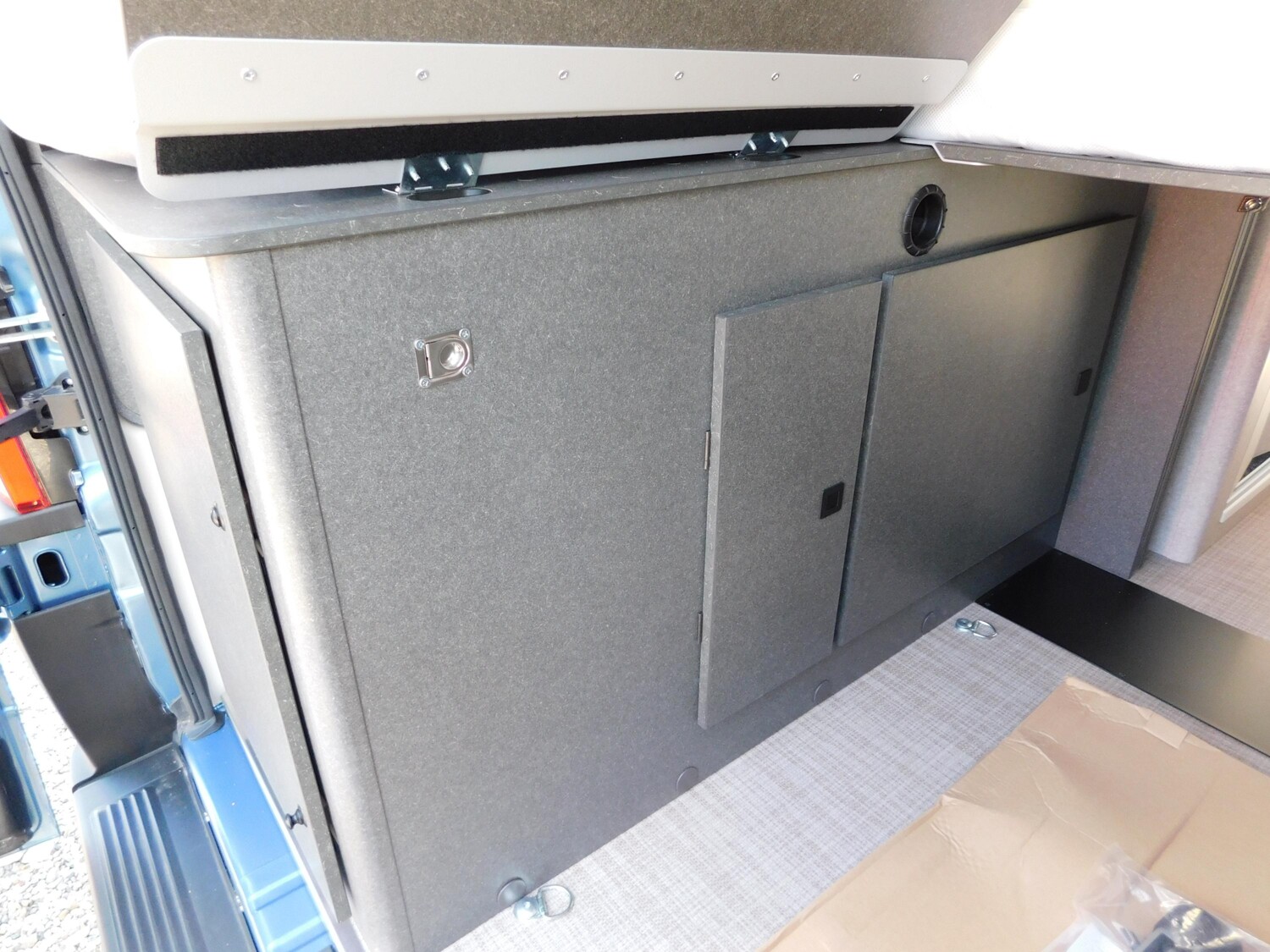 Hymer Redwood 600 Automatik, Combi 6DE, Navi+Kamera - Bild 21