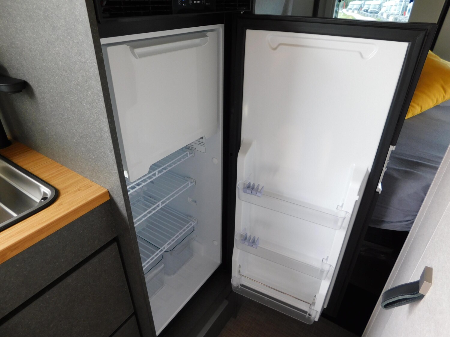 Hymer Redwood 600 LED-Scheinwerfer, Dieselheizung - Bild 14