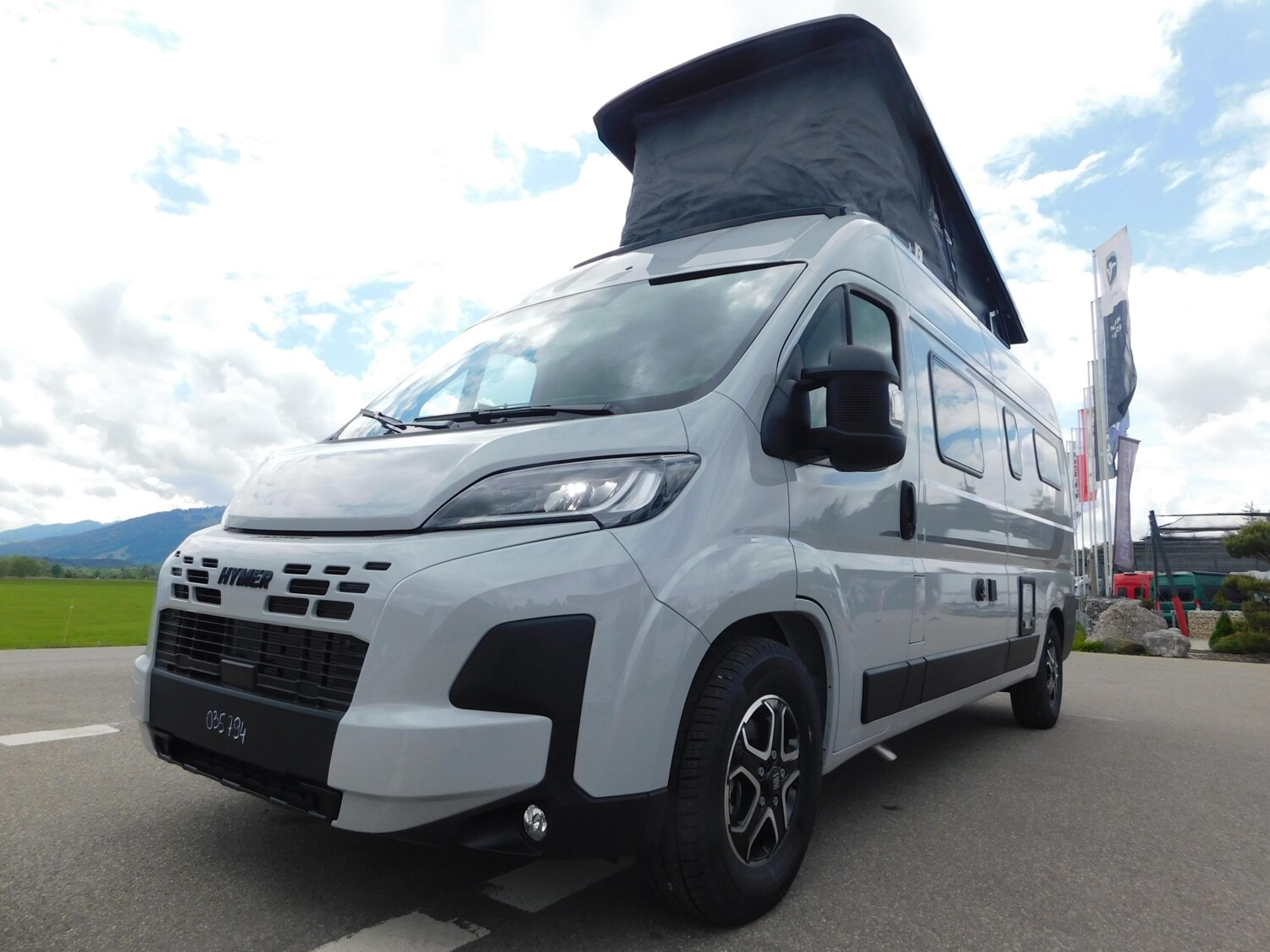 Hymer Redwood 600 LED-Scheinwerfer, Dieselheizung - Bild 5