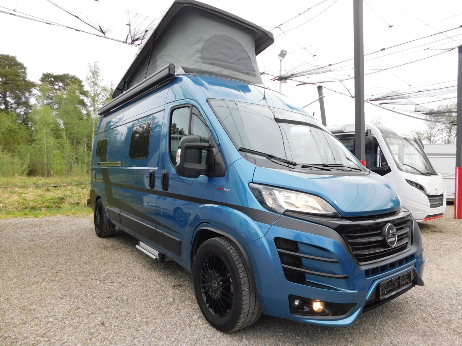 Hymer Free 600 70-years-Race mit Racing-Stoßfänger !