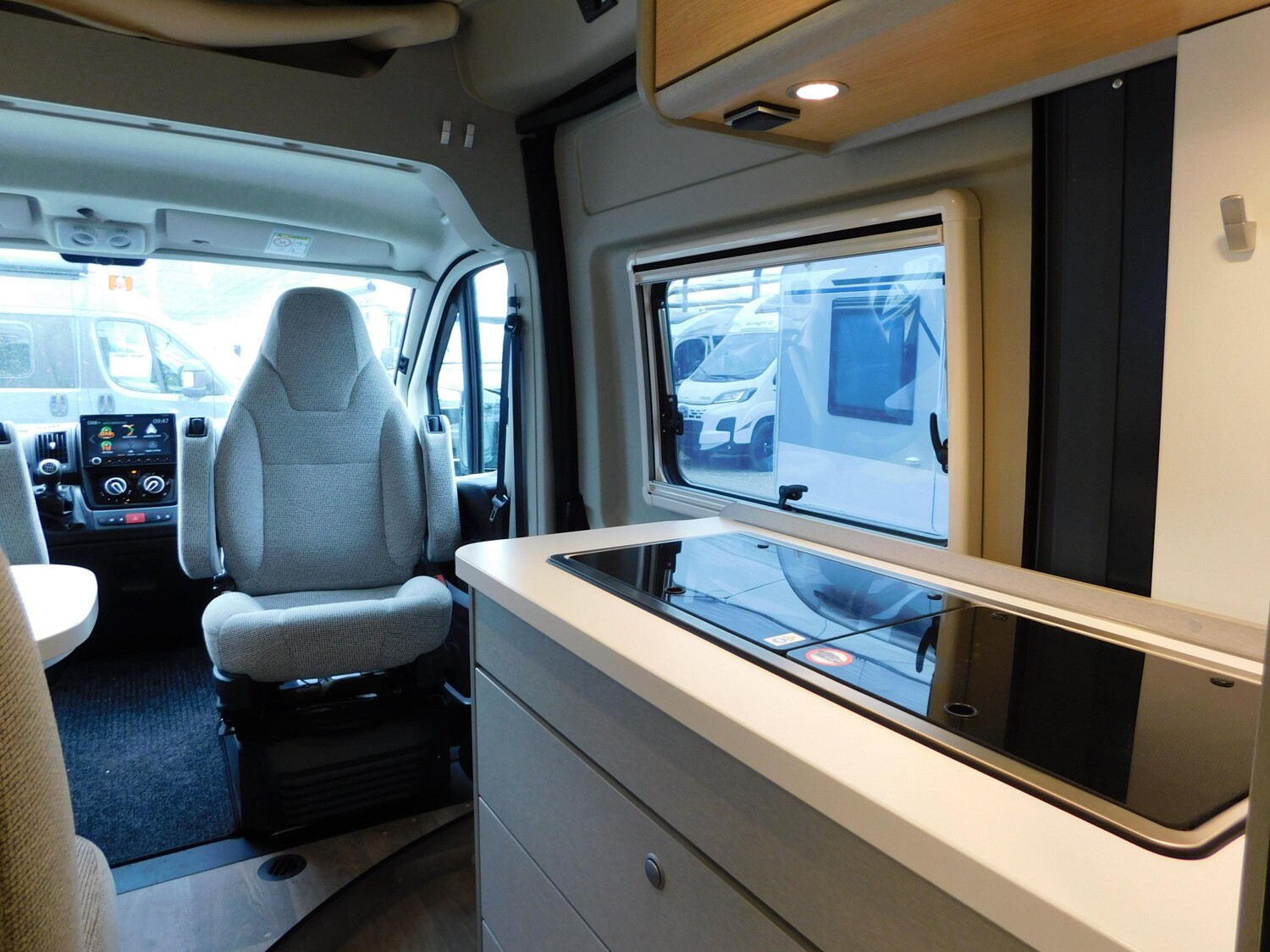 Hymer Free 600 70-years-Race mit Racing-Stoßfänger ! - Bild 10