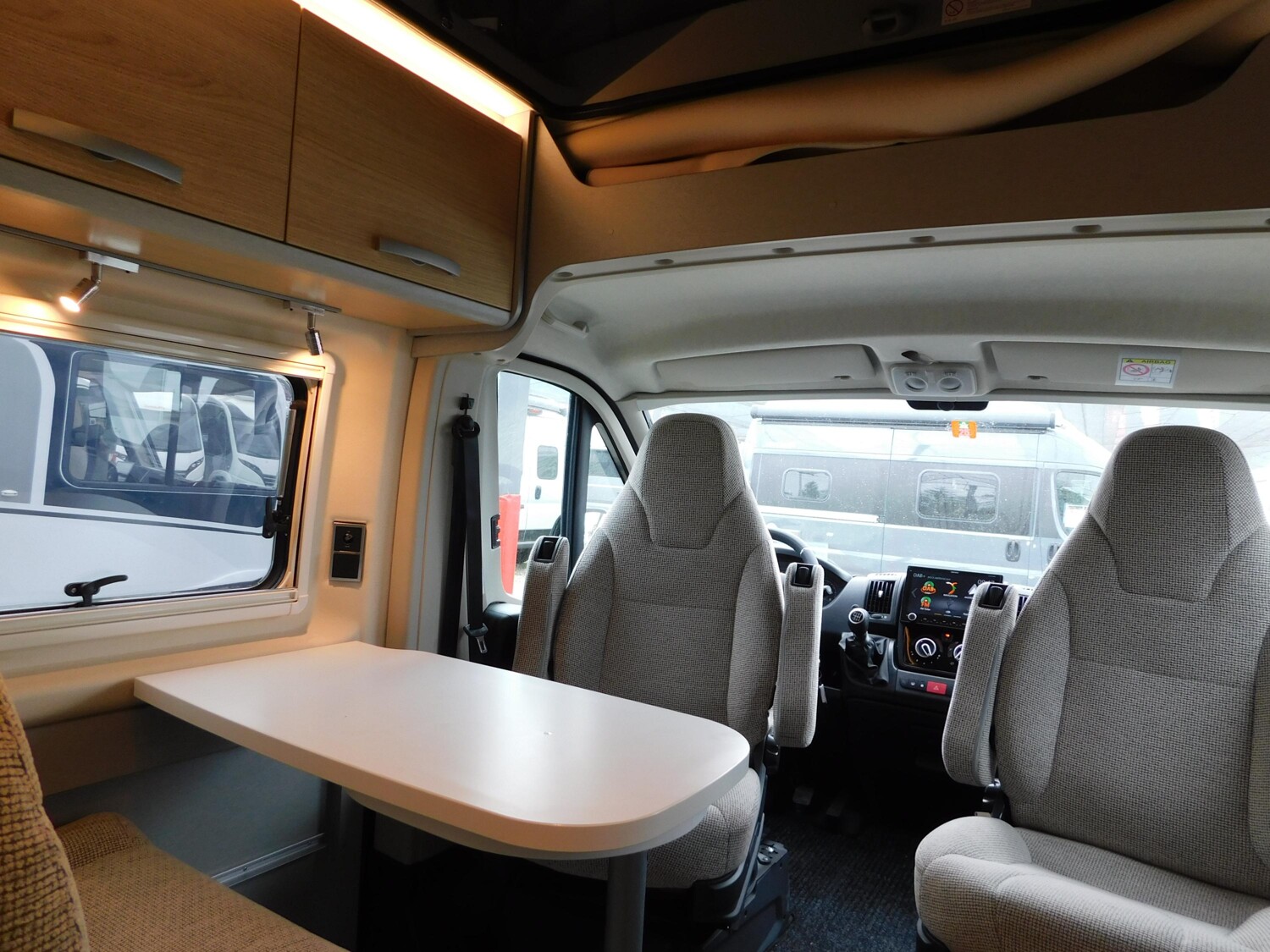 Hymer Free 600 70-years-Race mit Racing-Stoßfänger ! - Bild 11