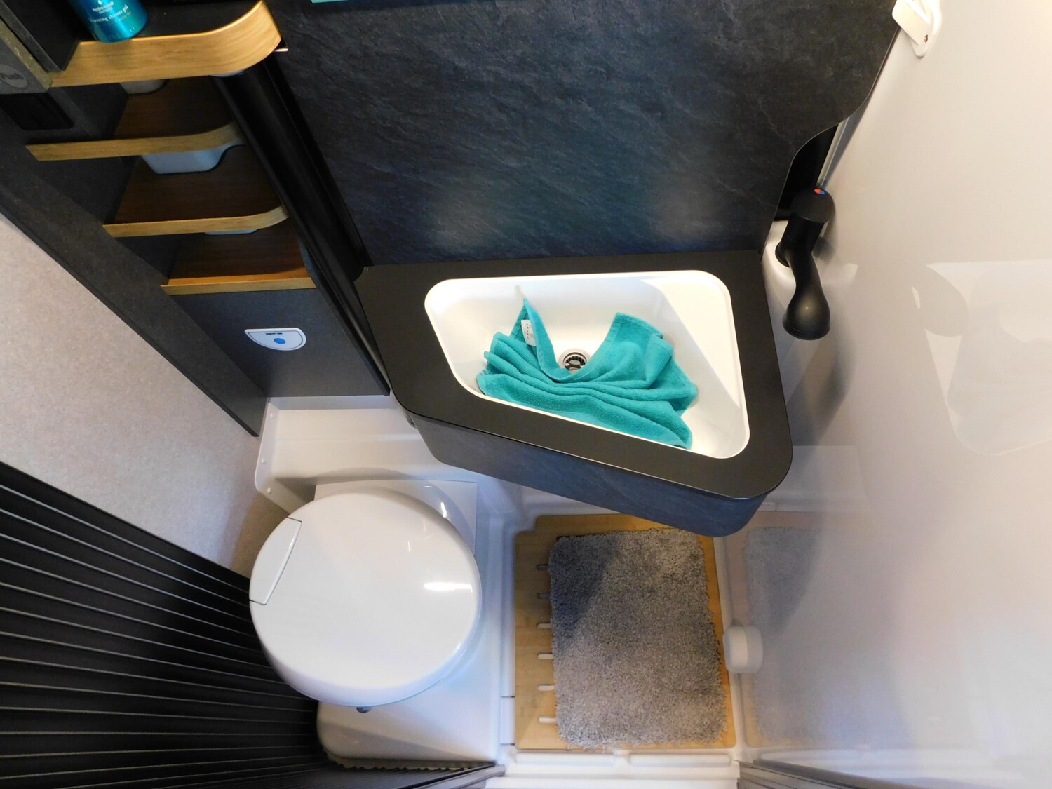 Hymer Redwood 601 Neuheit bei Hymer !!! - Bild 20