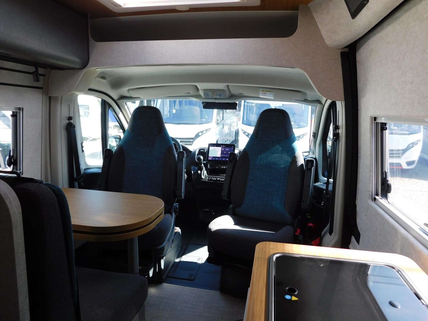 Hymer Redwood 601 Automatik, Navi+Kamera, Klimaautom. - Bild 11