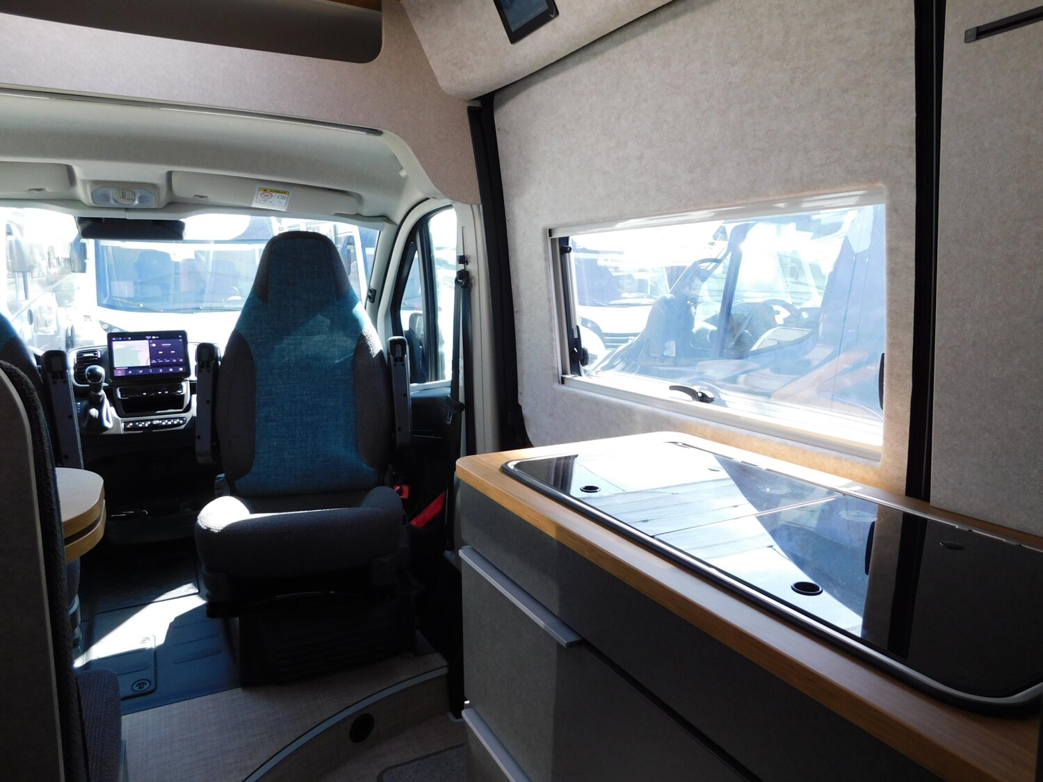 Hymer Redwood 601 Automatik, Navi+Kamera, Klimaautom. - Bild 12