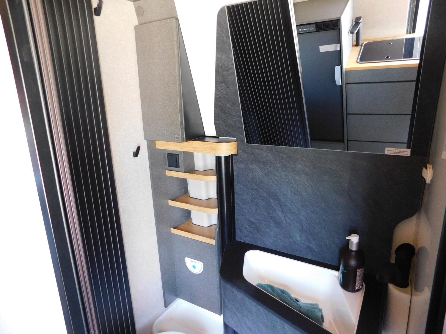 Hymer Redwood 601 - Bild 20
