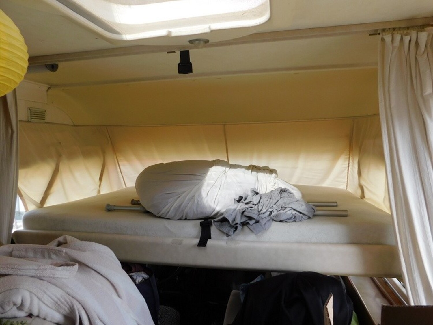 Hymer B-Klasse 644 - Hymer Reisemobil 2002 - Bild 14 Hymer B-Klasse 644 - Bild 14