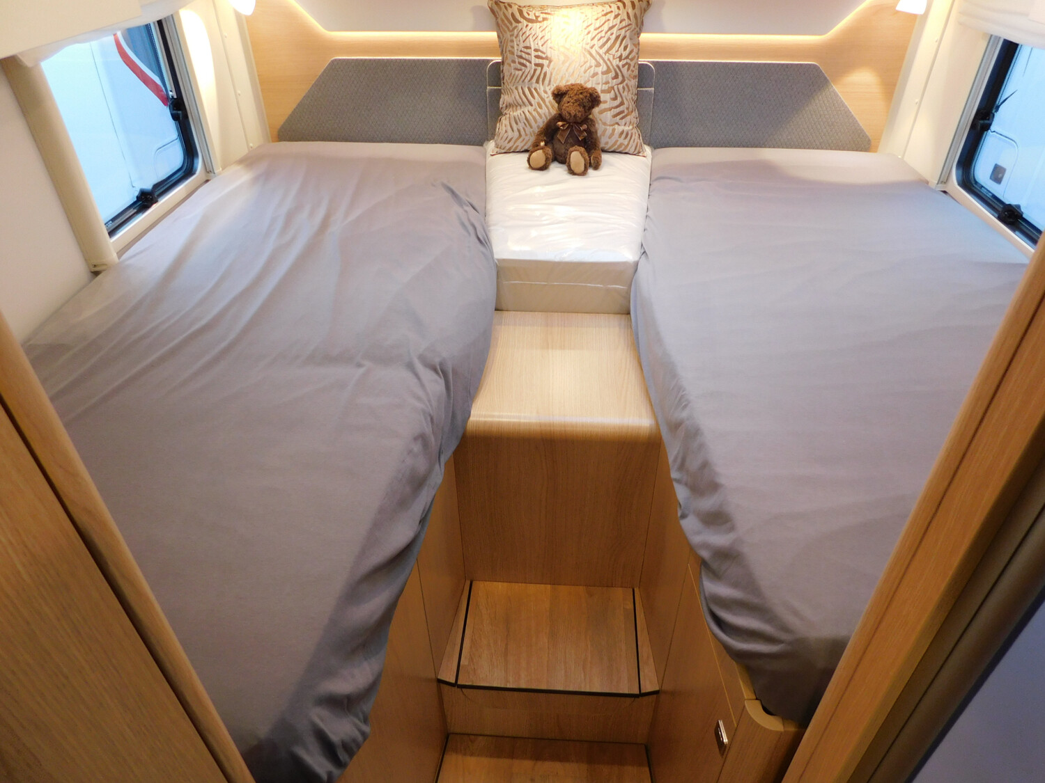 Hymer B-Klasse MC T 680 mit Hubbett - Bild 18