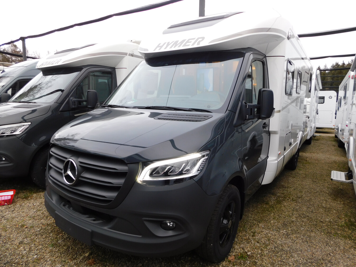 Hymer B-Klasse MC T 680 mit Hubbett - Bild 2
