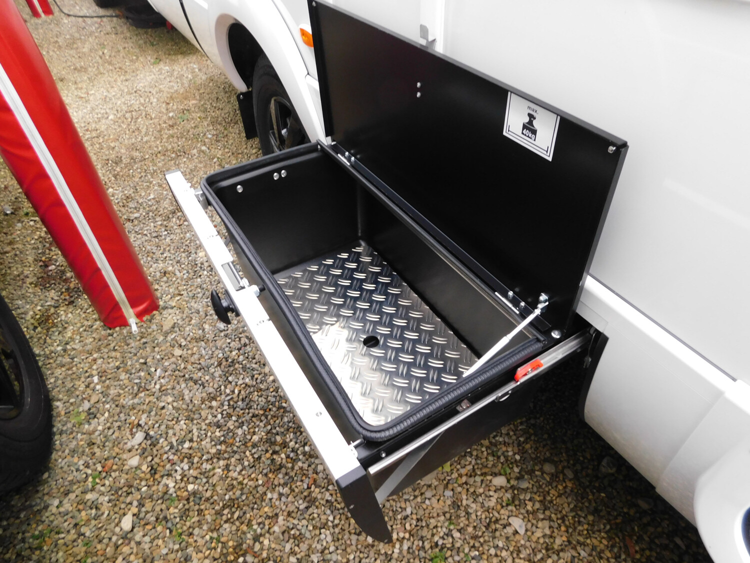 Hymer B-Klasse MC T 680 mit Hubbett - Bild 5