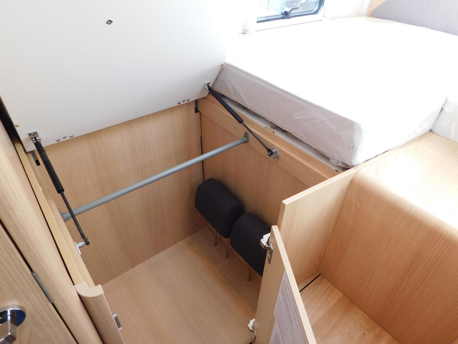 Hymer B-Klasse MC I 680 ohne Hubbett, ALDE, GFK-Dach - Bild 22