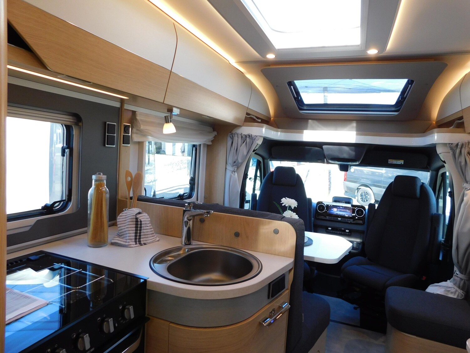 Hymer B-Klasse MC T BlackLine 680 Arktis+Lithiumpaket - Hymer Reisemobil 2025 - Bild 11 Hymer B-Klasse MC T BlackLine 680 Arktis+Lithiumpaket - Bild 11