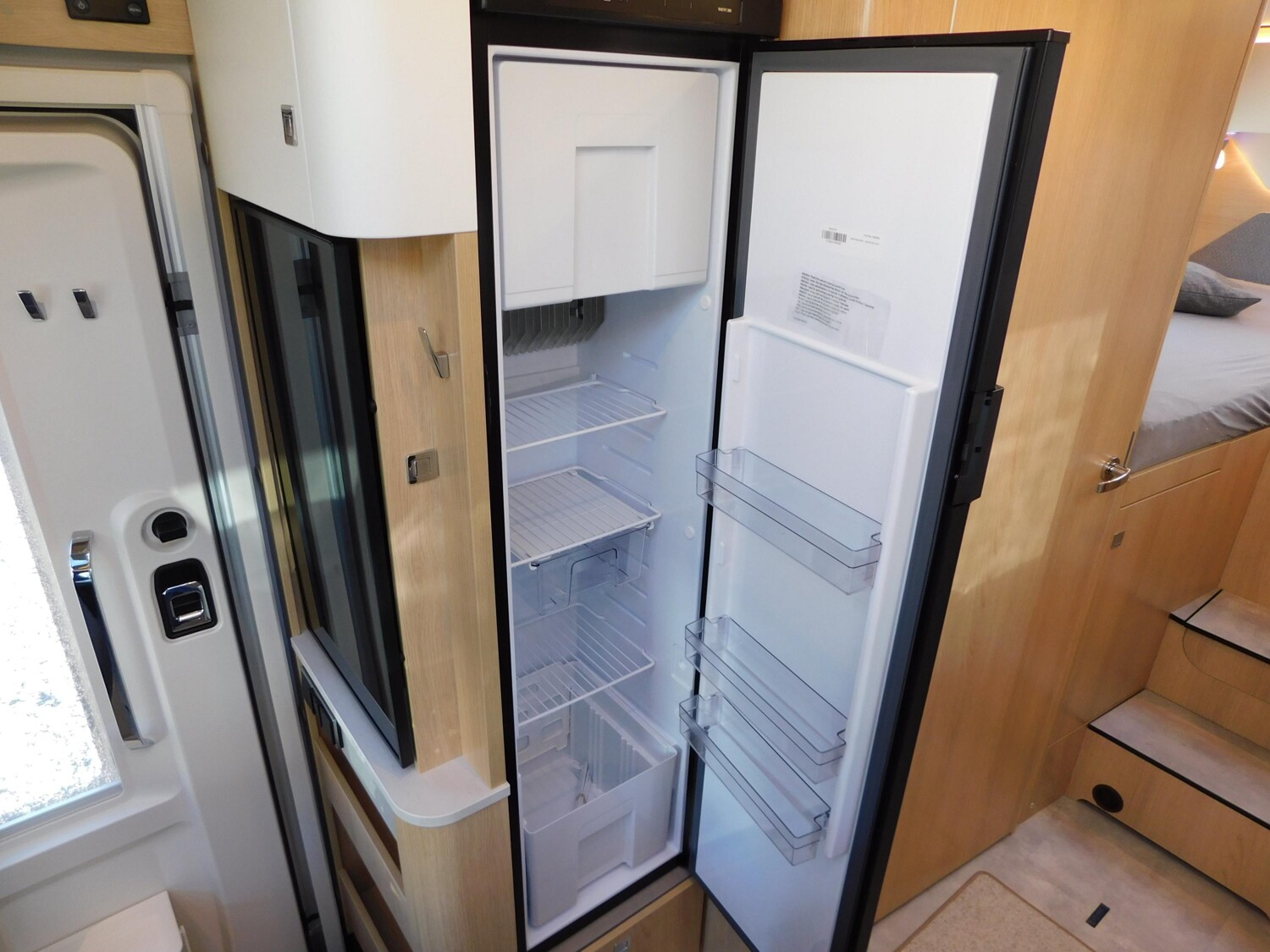 Hymer B-Klasse MC T BlackLine 680 Arktis+Lithiumpaket - Hymer Reisemobil 2025 - Bild 16 Hymer B-Klasse MC T BlackLine 680 Arktis+Lithiumpaket - Bild 16