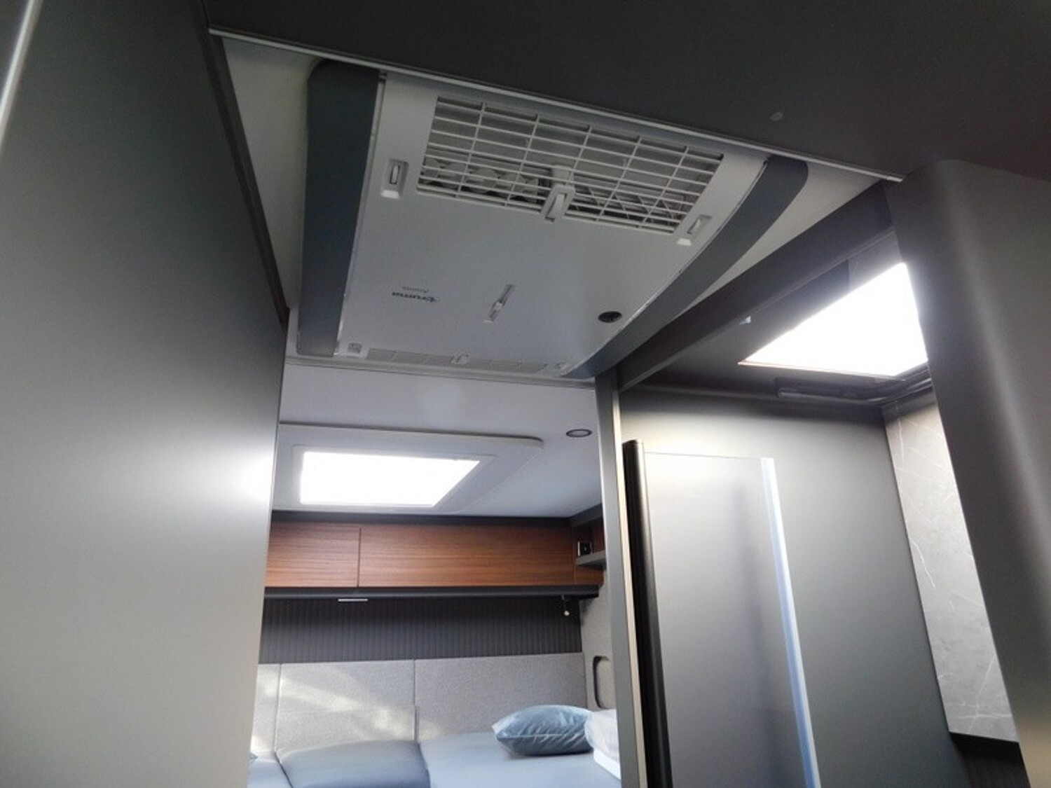 Hymer B-Klasse MC I 680 Arktis+Lithiumpaket, Solar, TV - Bild 17