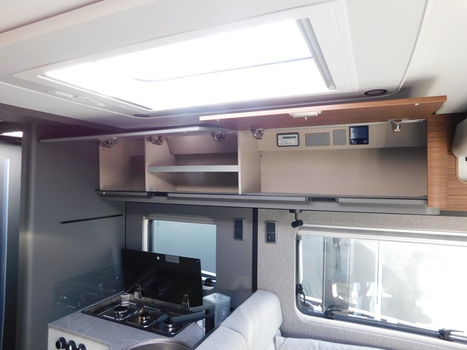 Hymer B-Klasse MC I 680 Arktis+Lithiumpaket, Solar, TV - Bild 20