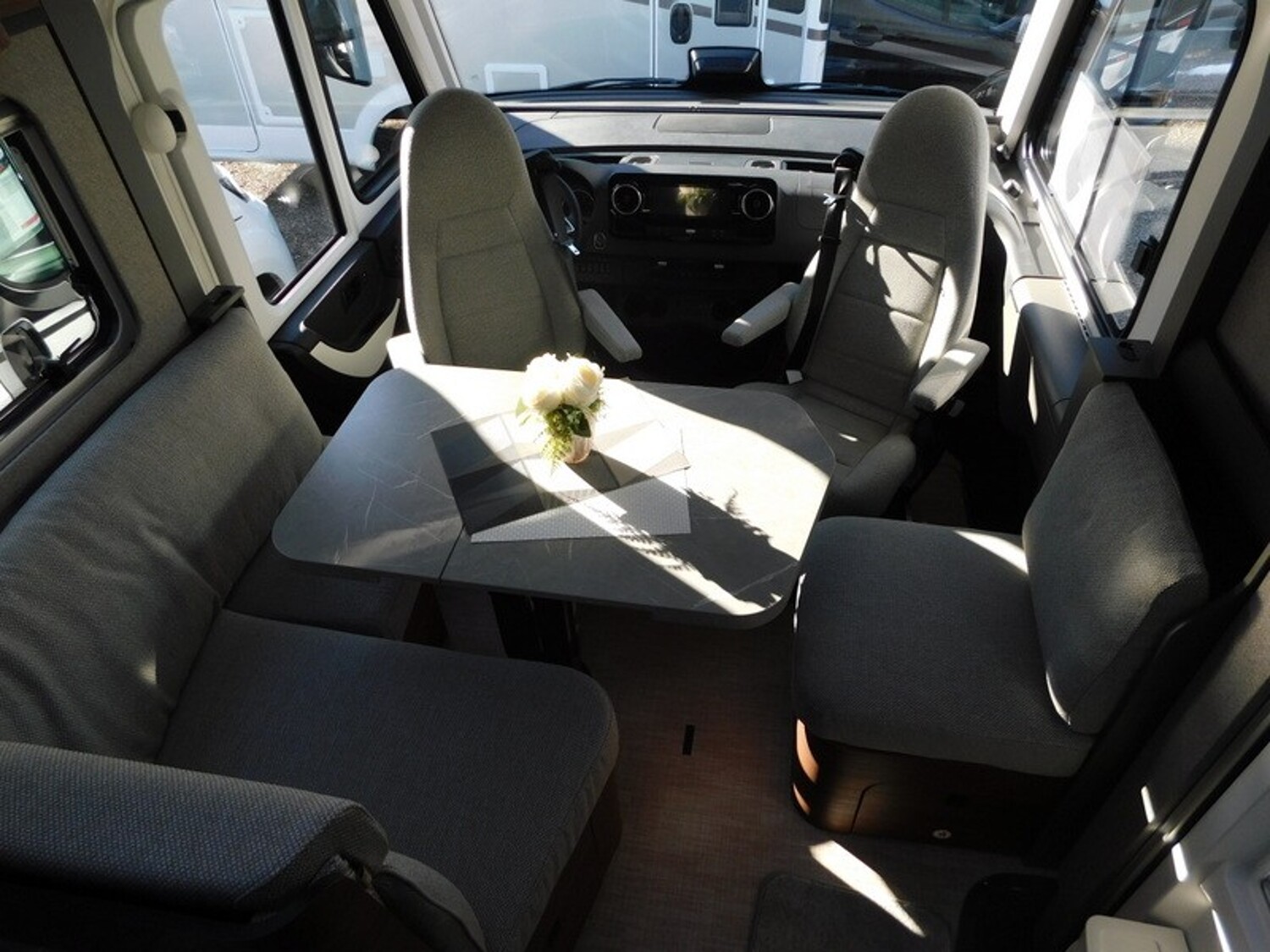 Hymer B-Klasse MC I 680 Arktis+Lithiumpaket, Solar, TV - Bild 5