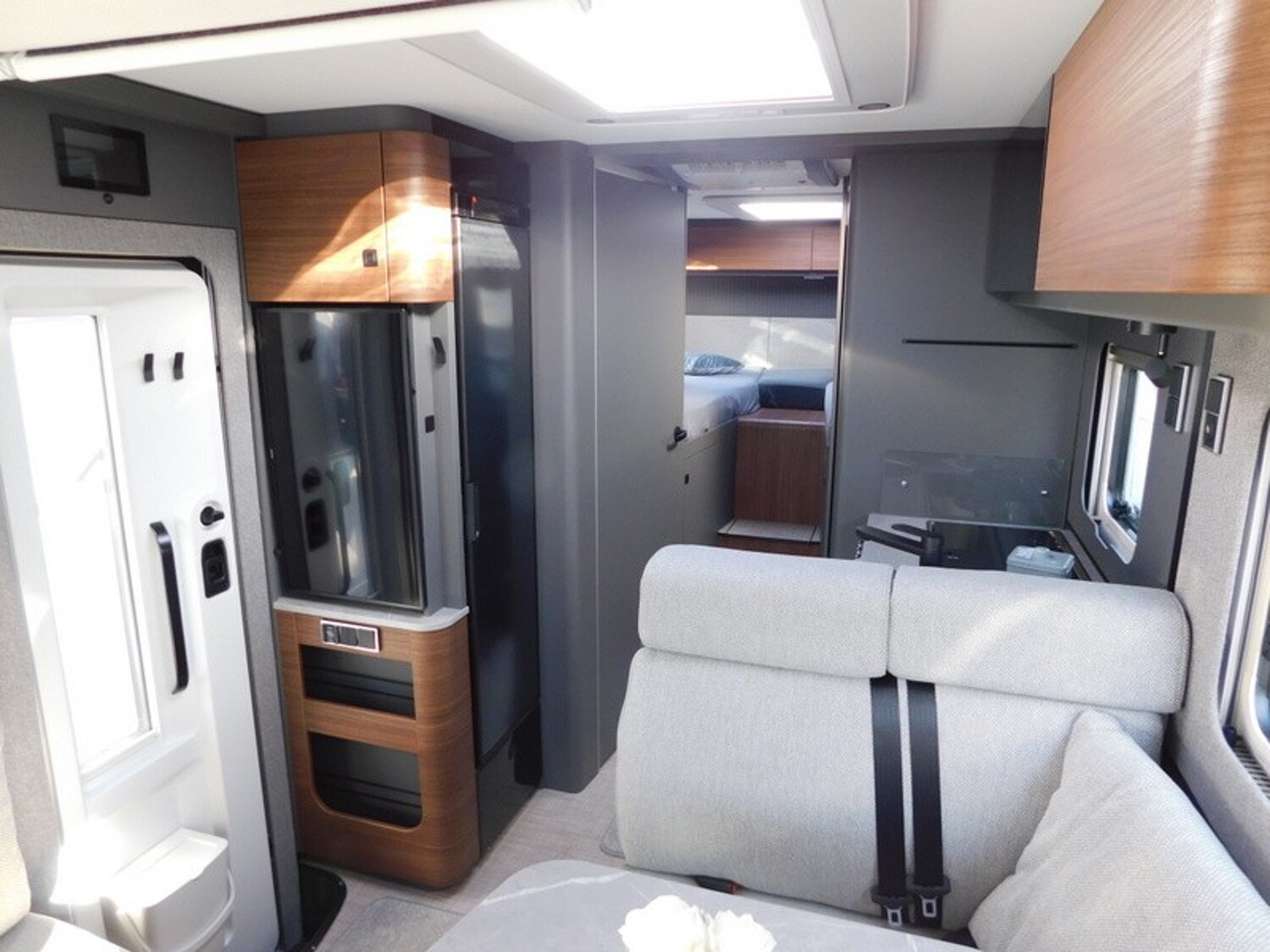 Hymer B-Klasse MC I 680 Arktis+Lithiumpaket, Solar, TV - Bild 8