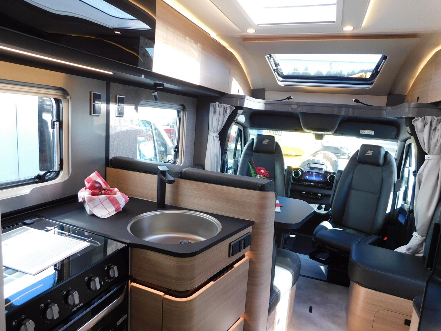 Hymer B-Klasse MC T 680 ALDE, Kompressor-Kühlschrank - Bild 11