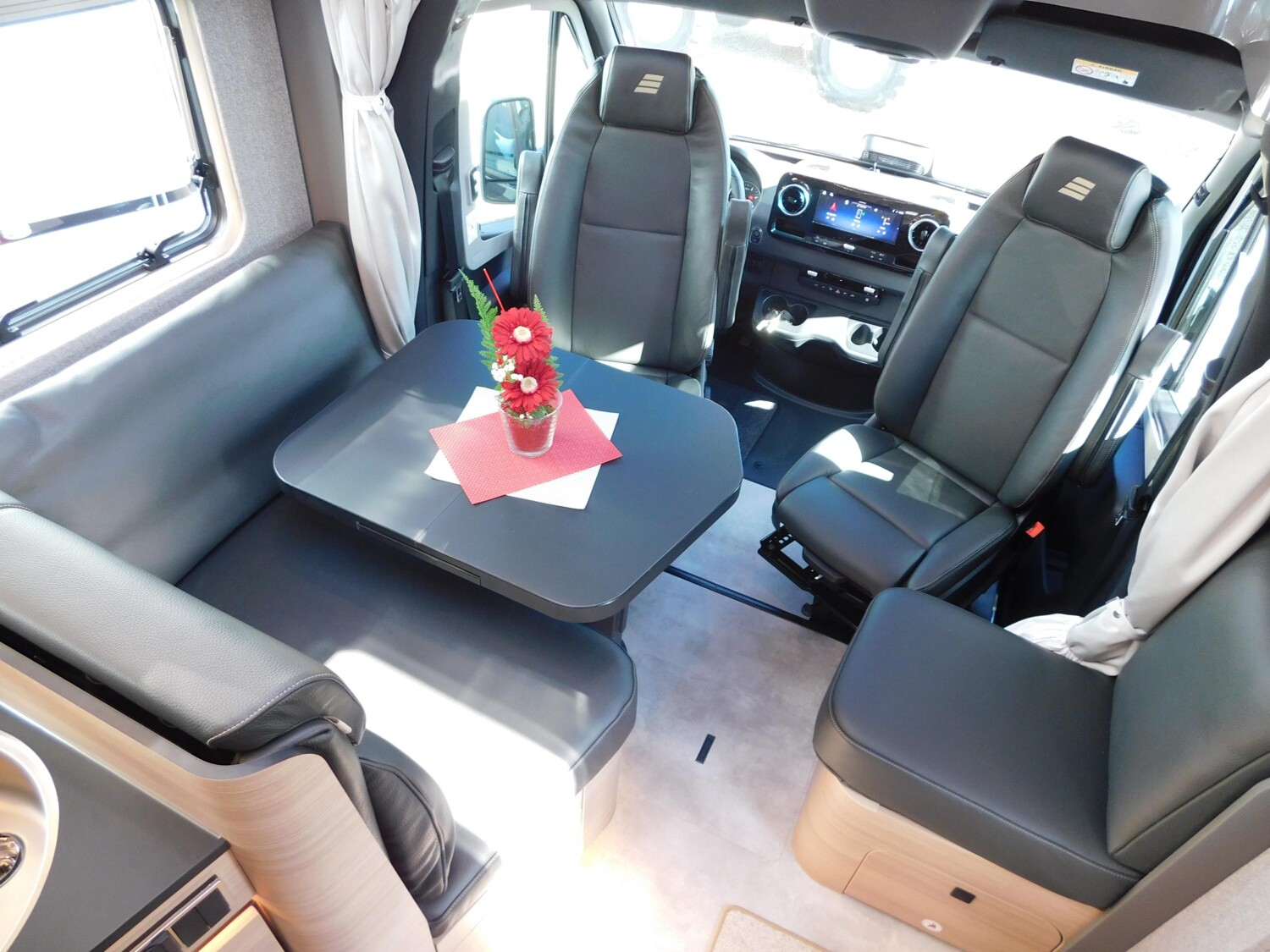 Hymer B-Klasse MC T 680 ALDE, Kompressor-Kühlschrank - Bild 12